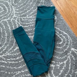 Lululemon teal mesh leggings